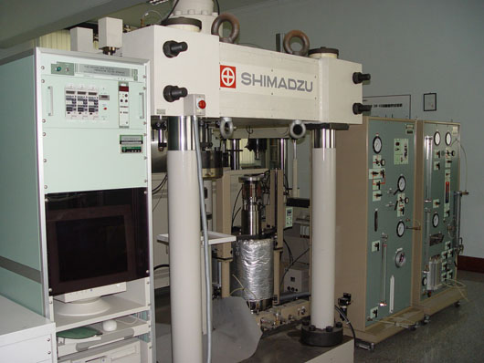 全数字液压伺服三轴实验系统